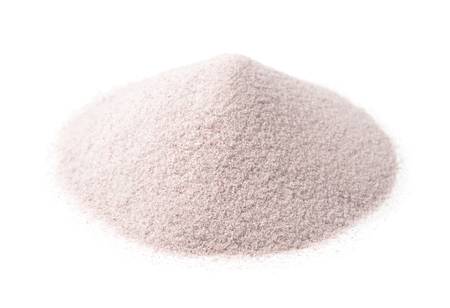 53627543-stapel-van-witte-silica-zand-op-een-witte.jpg