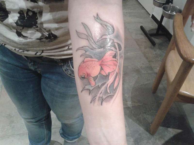 894491_0_82_tattoo.jpg