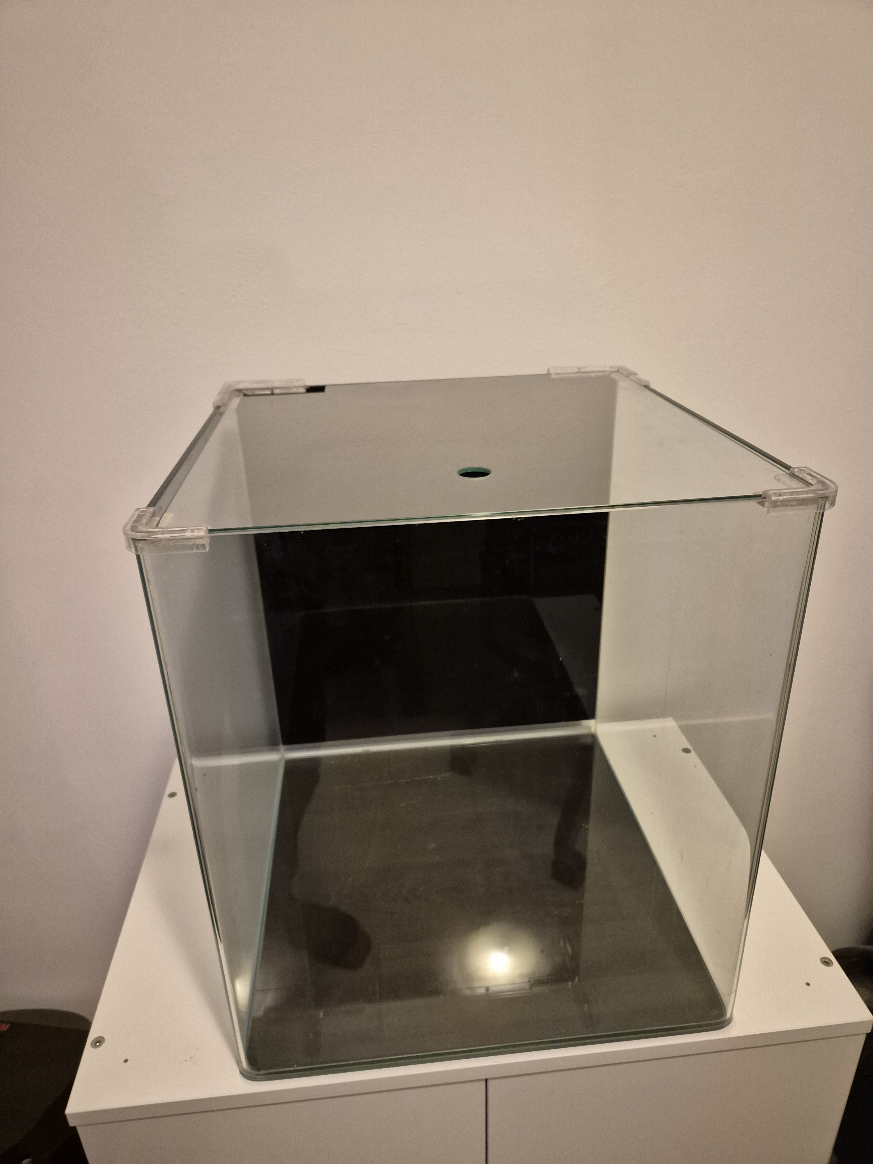 dennerle-nano-cube-60liter-2.jpg