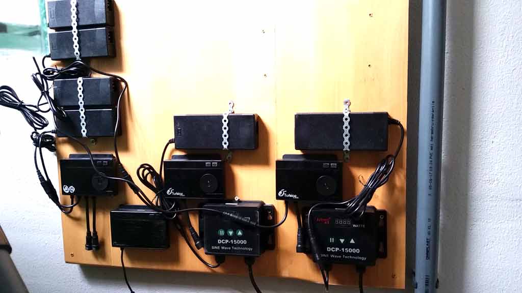 PompControllers02.jpg