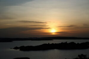 Zonsondergang Victoriameer